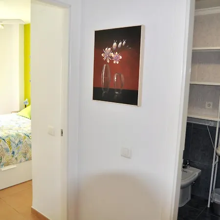 Estrella Blanca I, 2 Dormitorios, By Bookindenia شقة